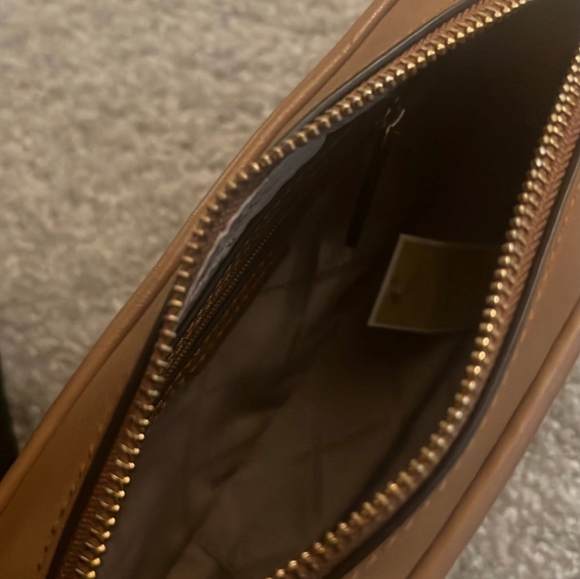 Michael Kors Crossbody - Picture 6 of 7